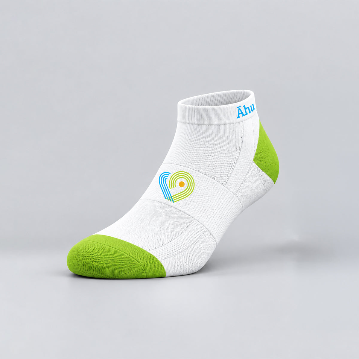 Āhuru Mōwai Trust White Trainer Socks (Design 2)