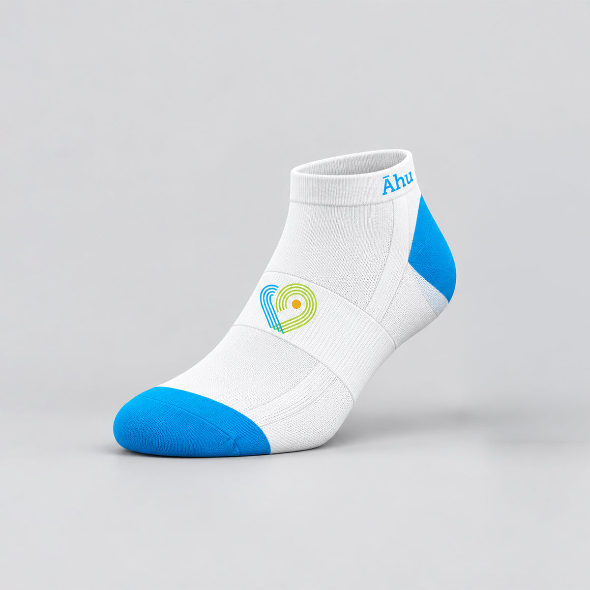 Āhuru Mōwai Trust White Trainer Socks (Design 4)